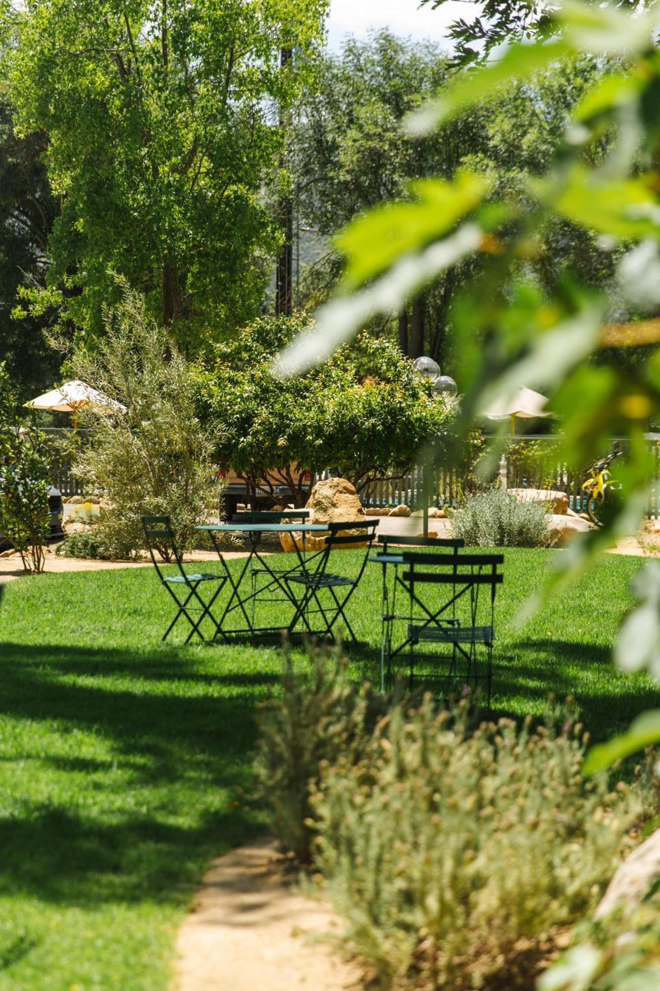 Hummingbird Inn Ojai Bagian luar foto