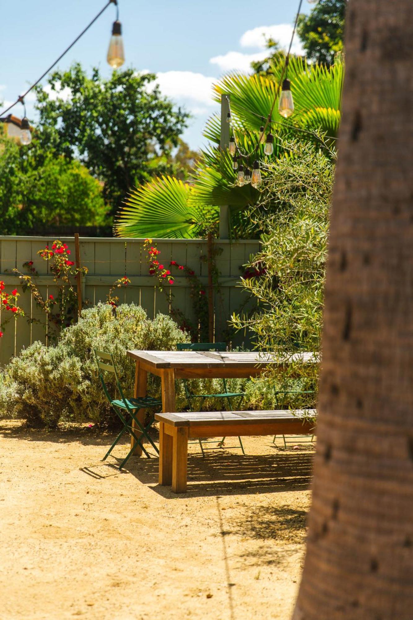 Hummingbird Inn Ojai Bagian luar foto